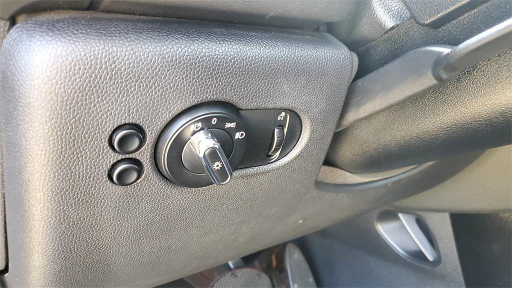 used 2019 MINI Hardtop car, priced at $13,271