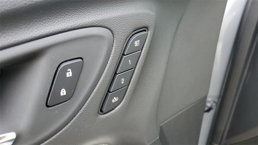 used 2023 Buick Encore GX car, priced at $23,993
