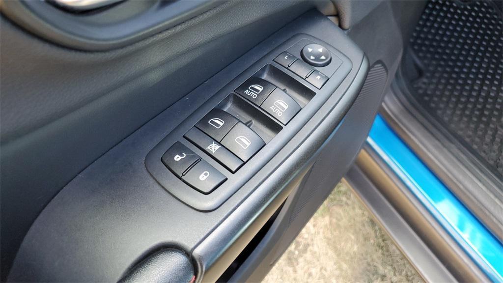 used 2019 Jeep Cherokee car, priced at $19,135