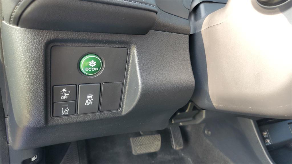 used 2022 Honda HR-V car, priced at $17,985