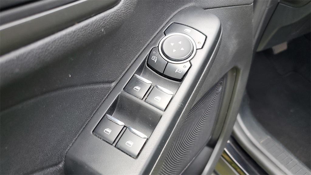 used 2023 Ford Escape car, priced at $19,899
