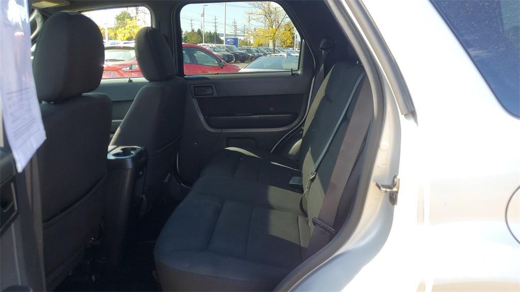 used 2009 Ford Escape car, priced at $5,382
