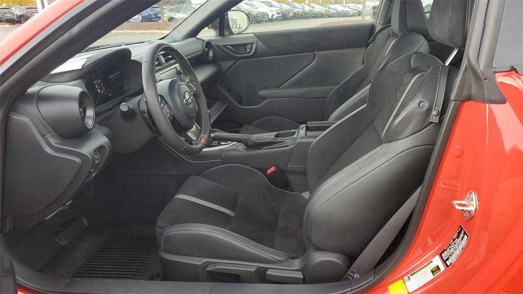 used 2024 Toyota GR86 car, priced at $29,988