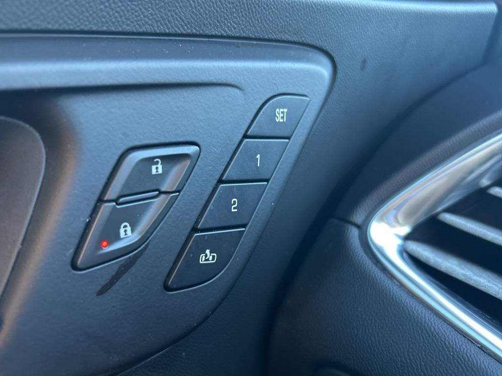 used 2017 Chevrolet Malibu car, priced at $14,957