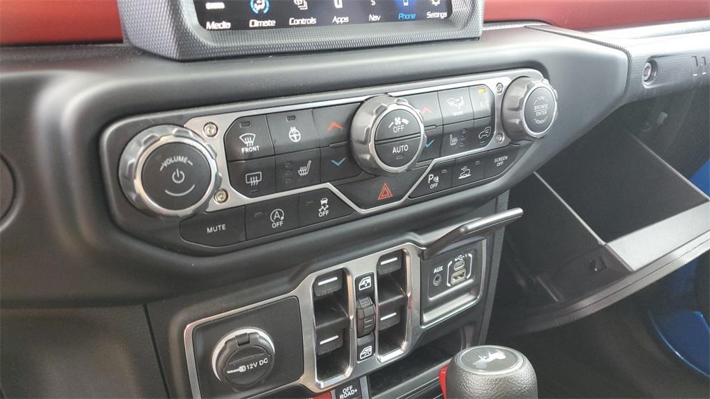 used 2022 Jeep Wrangler Unlimited car, priced at $33,493