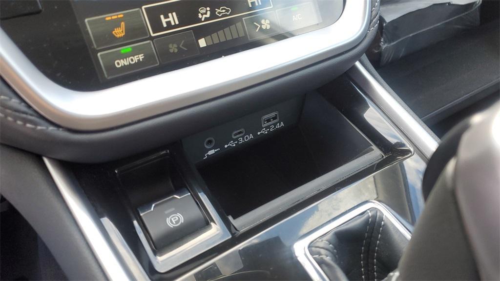 used 2025 Subaru Outback car, priced at $30,997