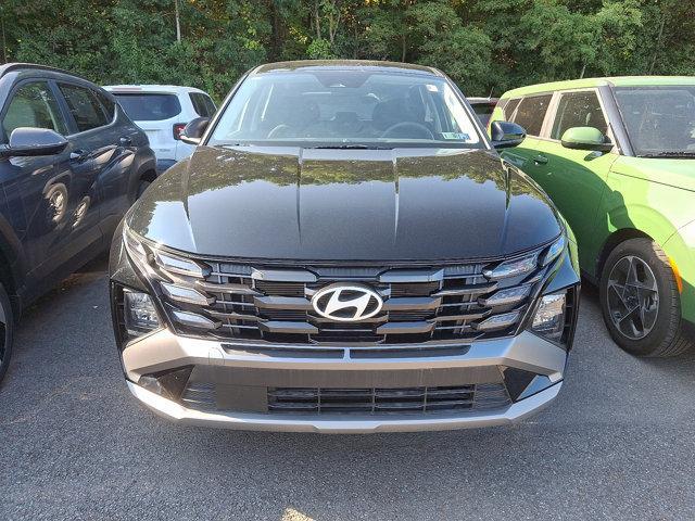 new 2025 Hyundai Tucson car, priced at $32,055