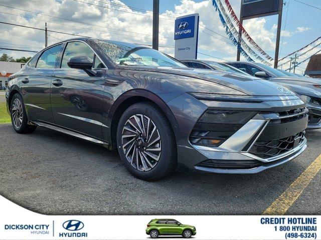 new 2024 Hyundai Sonata Hybrid car, priced at $38,905