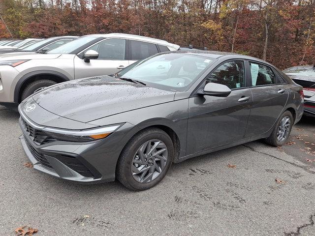 used 2025 Hyundai ELANTRA HEV car