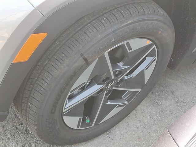 new 2025 Hyundai Tucson car, priced at $33,975