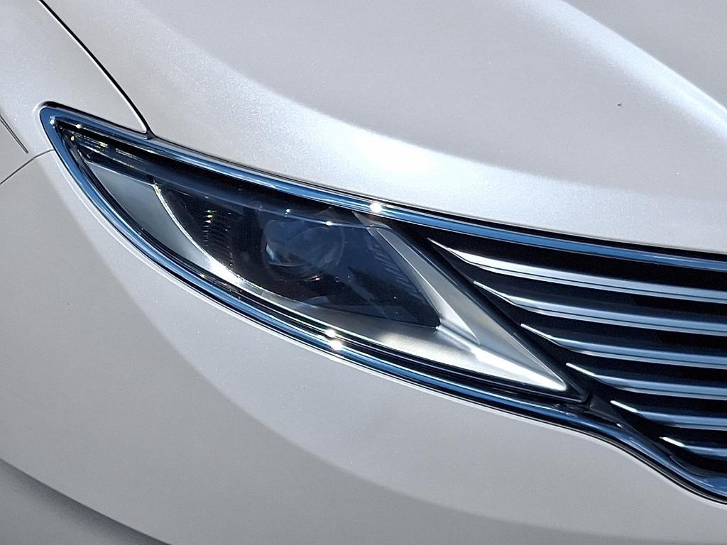 used 2013 Lincoln MKZ car, priced at $11,995