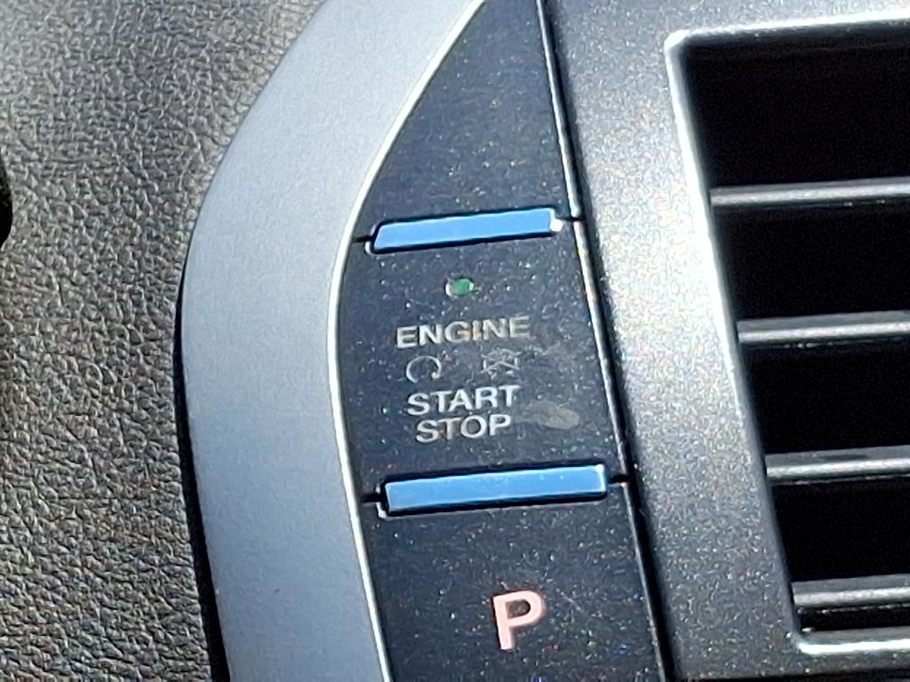 used 2013 Lincoln MKZ car, priced at $11,995
