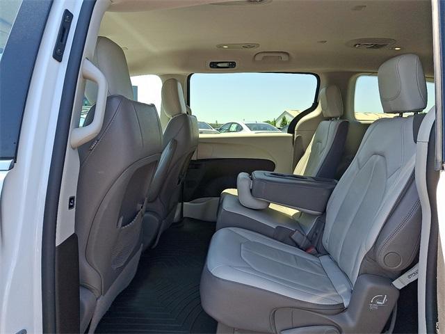 used 2017 Chrysler Pacifica car, priced at $12,588