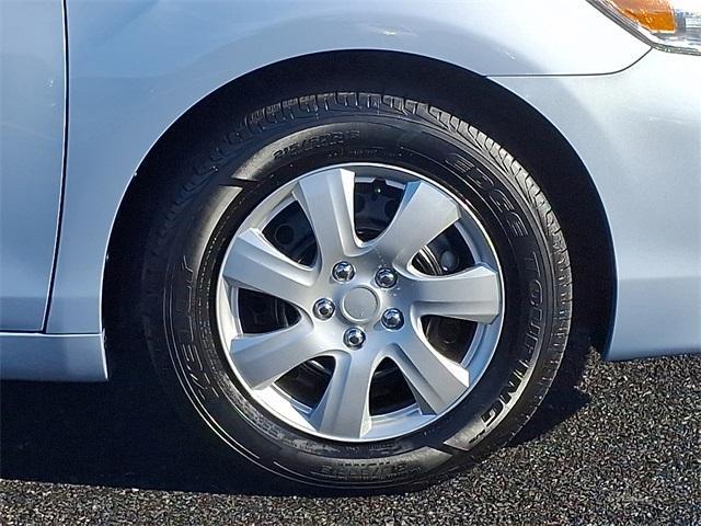 used 2010 Toyota Camry Hybrid car, priced at $10,489