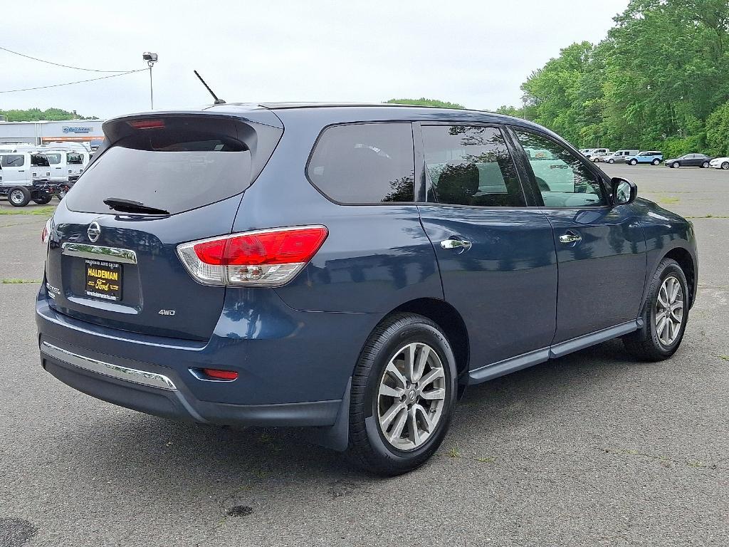 used 2015 Nissan Pathfinder car, priced at $15,995