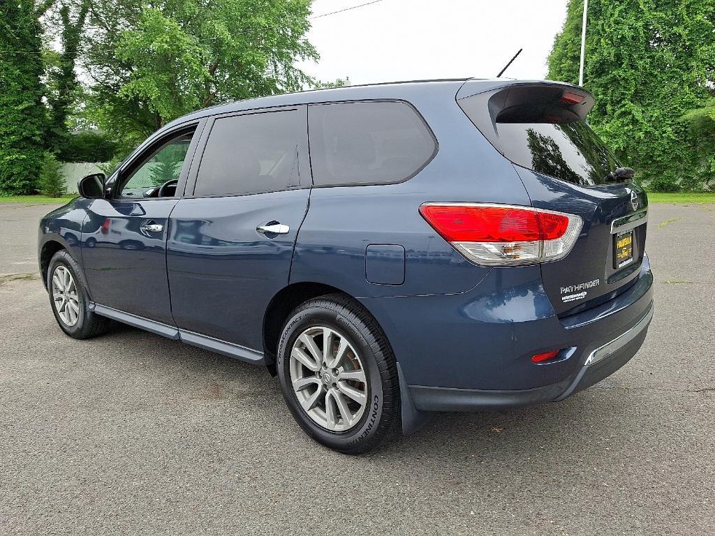 used 2015 Nissan Pathfinder car, priced at $15,995