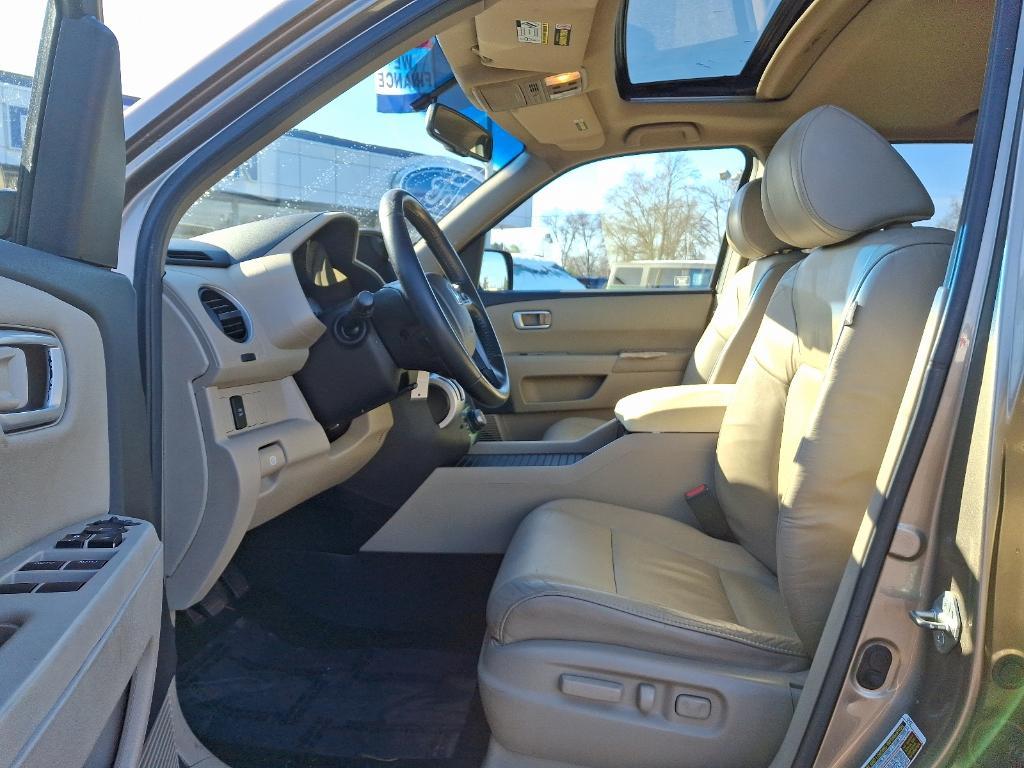 used 2011 Honda Pilot car, priced at $8,372