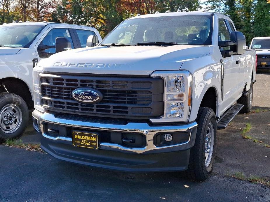 new 2024 Ford F-350 car, priced at $57,585