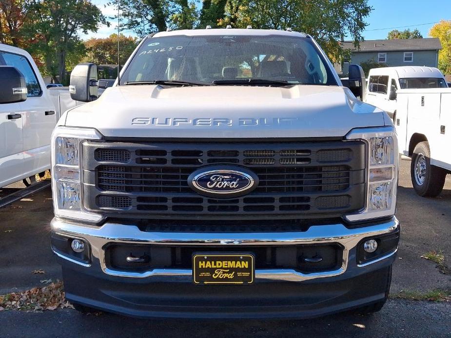 new 2024 Ford F-350 car, priced at $57,585