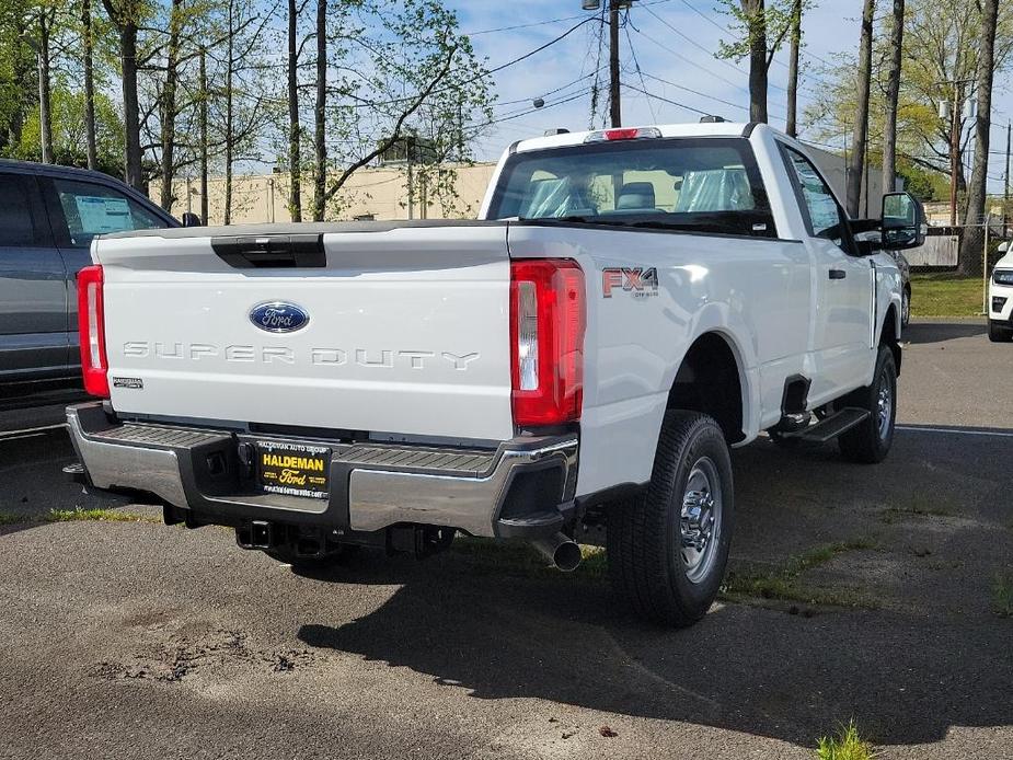 new 2024 Ford F-250 car, priced at $53,810