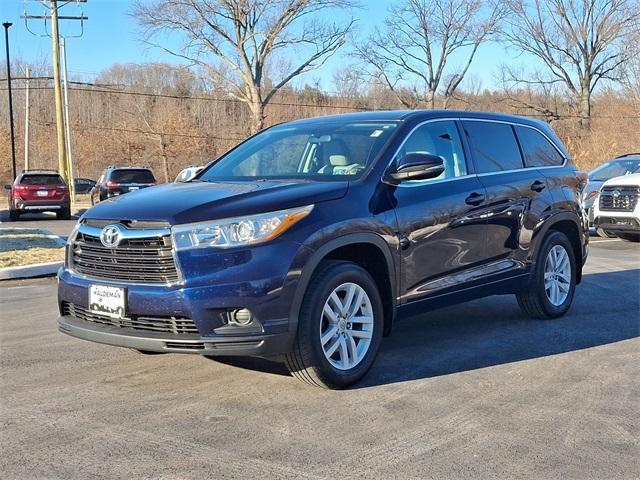 used 2015 Toyota Highlander car, priced at $15,247