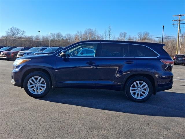 used 2015 Toyota Highlander car, priced at $15,247