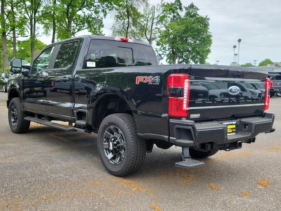 new 2023 Ford F-350 car, priced at $65,455