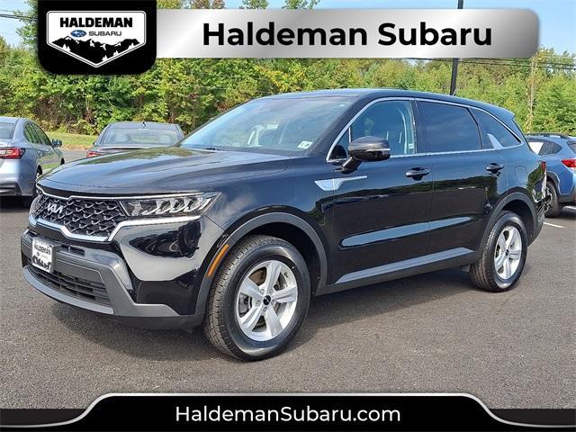 used 2023 Kia Sorento car, priced at $25,294