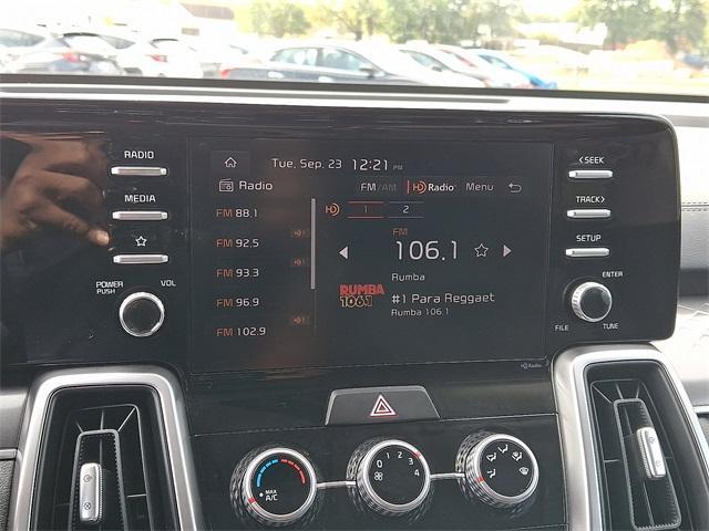 used 2023 Kia Sorento car, priced at $25,294