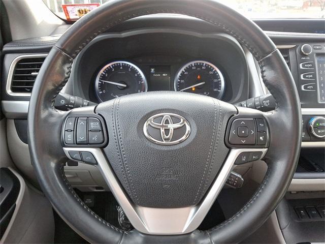 used 2019 Toyota Highlander car, priced at $24,605