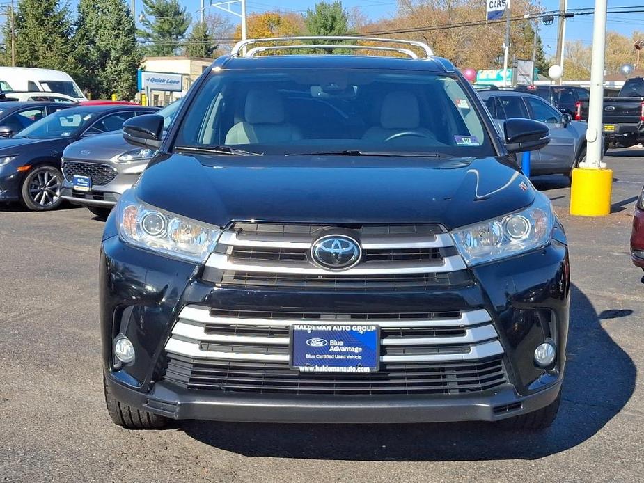 used 2019 Toyota Highlander car, priced at $27,673