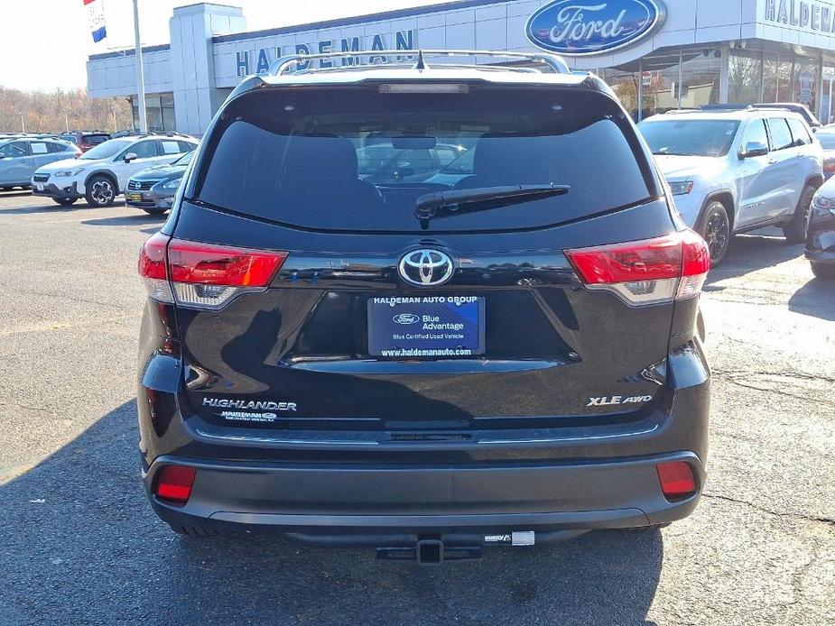 used 2019 Toyota Highlander car, priced at $27,673