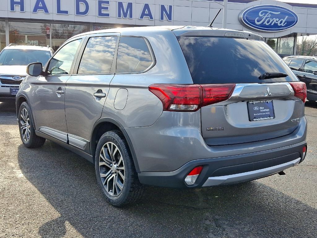 used 2016 Mitsubishi Outlander car, priced at $10,995