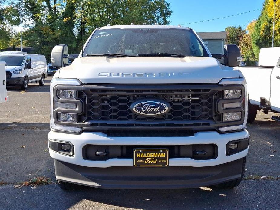 new 2024 Ford F-350 car, priced at $67,210