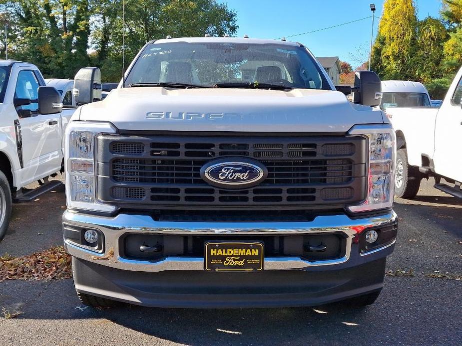 new 2024 Ford F-350 car, priced at $54,535