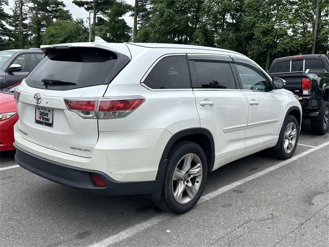 used 2016 Toyota Highlander car, priced at $25,328