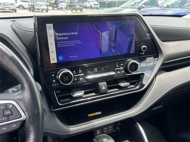 used 2023 Toyota Highlander Hybrid car, priced at $43,995