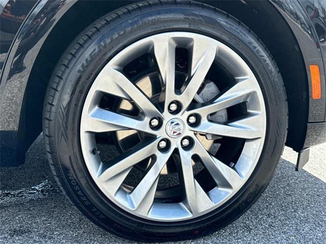 used 2022 Buick Envision car, priced at $22,200