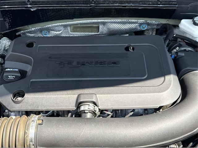 used 2022 Buick Envision car, priced at $22,200