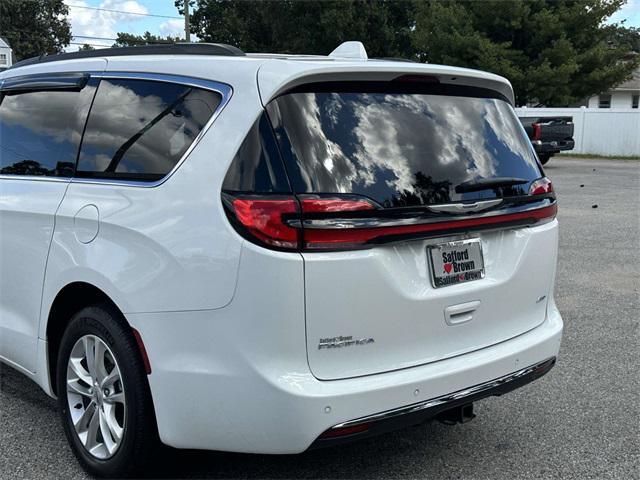 used 2021 Chrysler Pacifica car, priced at $26,500