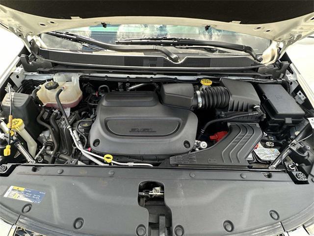 used 2021 Chrysler Pacifica car, priced at $26,500