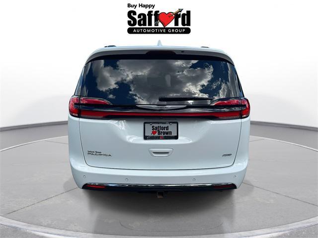 used 2021 Chrysler Pacifica car, priced at $26,500