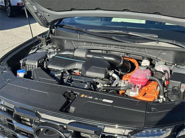 used 2025 Hyundai TUCSON Hybrid car, priced at $34,995