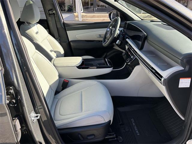 used 2025 Hyundai TUCSON Hybrid car, priced at $34,995