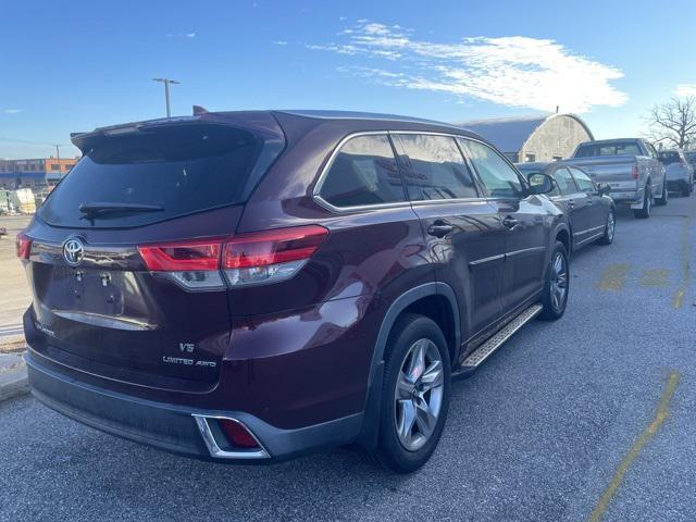 used 2018 Toyota Highlander car, priced at $31,658