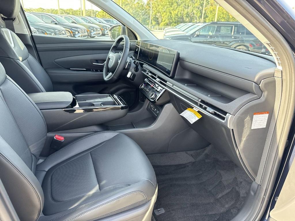new 2025 Hyundai TUCSON Hybrid car, priced at $40,042