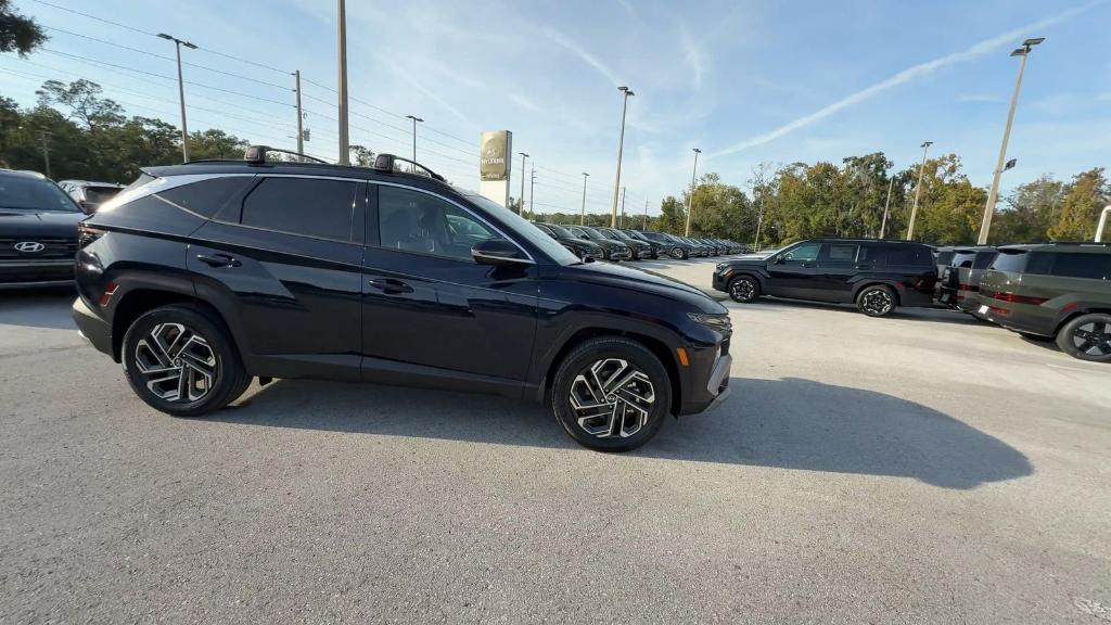 new 2025 Hyundai TUCSON Hybrid car, priced at $40,042