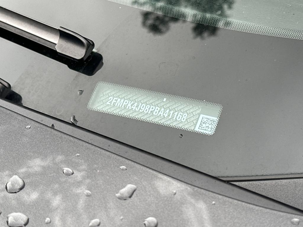 used 2023 Ford Edge car, priced at $25,204