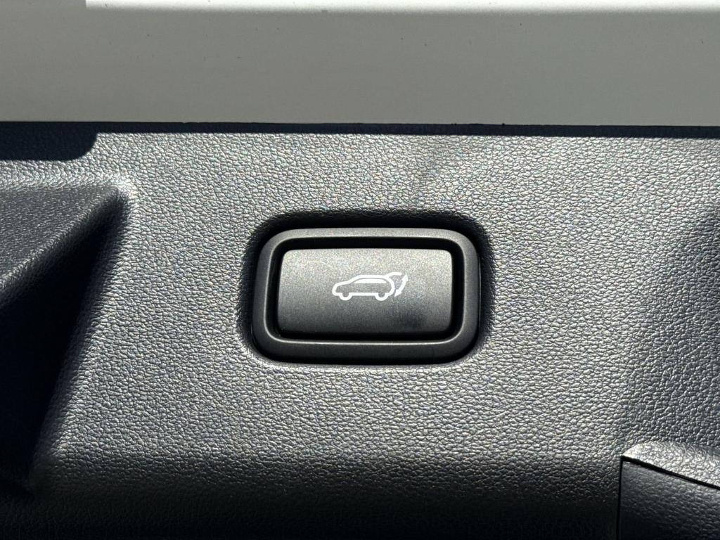 new 2026 Hyundai Tucson car, priced at $42,125