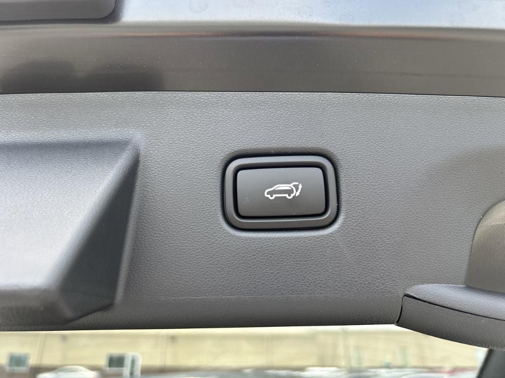 new 2025 Hyundai TUCSON Hybrid car, priced at $41,255